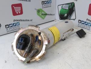 Gebruikte Benzinepomp Chevrolet Nubira Wagon (J100) 1.6 16V Prijs € 20,00 Margeregeling aangeboden door Autodemontagebedrijf R. Poeste B.V.