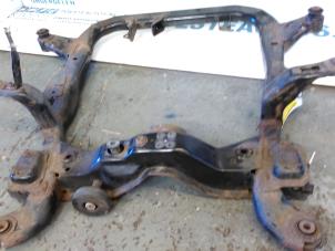 Gebruikte Subframe Opel Zafira (F75) 2.2 16V Prijs € 85,00 Margeregeling aangeboden door Autodemontagebedrijf R. Poeste B.V.