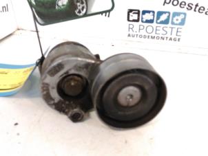 Gebruikte Spanrol Multiriem Renault Grand Scénic II (JM) 2.0 16V Prijs € 20,00 Margeregeling aangeboden door Autodemontagebedrijf R. Poeste B.V.