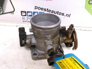 Gebruikte Gasklephuis Hyundai Lantra/Elantra II 1.6i GLS 16V Prijs € 50,00 Margeregeling aangeboden door Autodemontagebedrijf R. Poeste B.V.