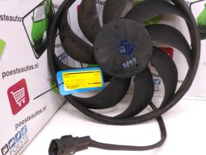 Gebruikte Koelvin Citroen C8 (EA/EB) 2.0 HDi 16V Prijs € 50,00 Margeregeling aangeboden door Autodemontagebedrijf R. Poeste B.V.