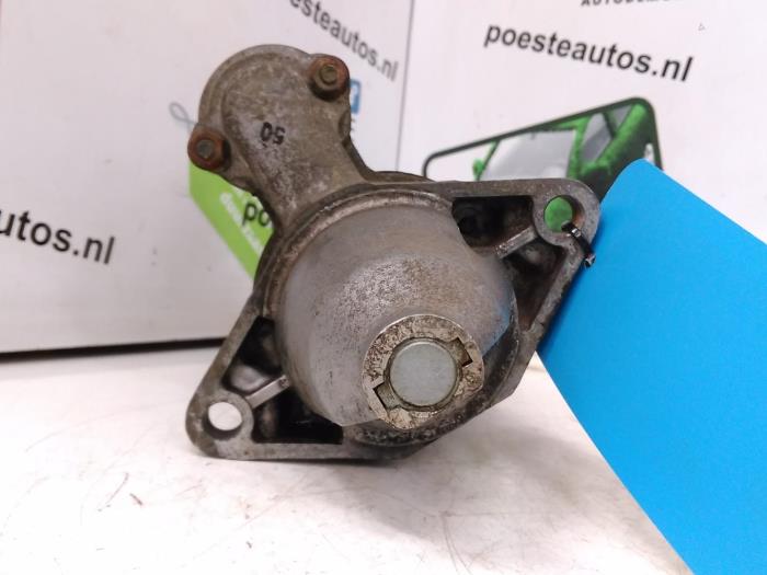 Gebruikte Startmotor Daihatsu Cuore (L251/271/276) 850,Domino Prijs € 20,00 Margeregeling aangeboden door Autodemontagebedrijf R. Poeste B.V.