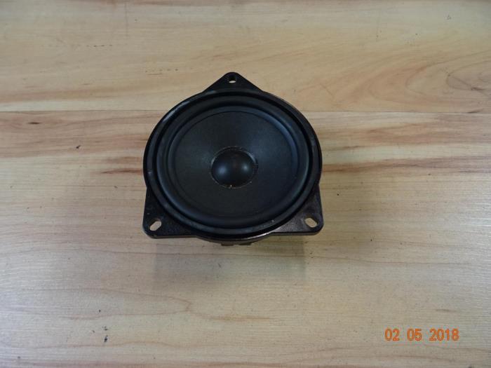 Gebruikte Luidspreker Mini Mini (R56) 1.6 16V Cooper S Prijs € 20,00 Margeregeling aangeboden door Miniparts24