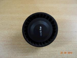 Gebruikte Omlooprol multieriem Mini Mini (F56) 1.5 12V Cooper Prijs € 29,75 Inclusief btw aangeboden door Miniparts24