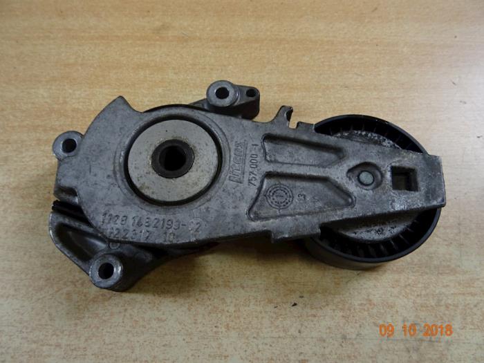 Gebruikte Spanrol Multiriem BMW Mini (R50/53) 1.6 16V One Prijs € 17,85 Inclusief btw aangeboden door Miniparts24
