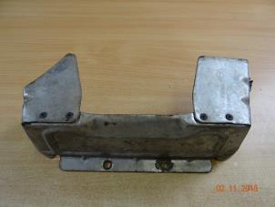 Gebruikte Hitteschild uitlaat Mini Mini Cooper S (R53) 1.6 16V Prijs € 29,75 Inclusief btw aangeboden door Miniparts24 - Miniteile24 GbR