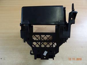 Gebruikte Steun (diversen) Mini Mini Open (R57) 1.6 16V Cooper Prijs € 23,80 Inclusief btw aangeboden door Miniparts24 - Miniteile24 GbR