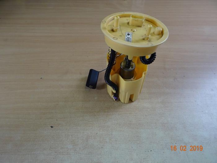 Gebruikte Tank element Pomp Mini Cooper Prijs € 60,00 Margeregeling aangeboden door Miniparts24
