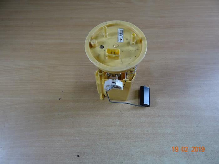 Gebruikte Tank element Pomp Mini Clubman (R55) 1.6 Cooper D Prijs € 59,50 Inclusief btw aangeboden door Miniparts24