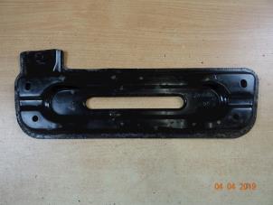 Gebruikte Draagbalk achter Mini Countryman (R60) 1.6 16V Cooper S ALL4 Prijs € 19,50 Margeregeling aangeboden door Miniparts24