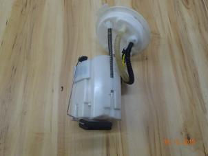 Gebruikte Benzinepomp Mini Mini (F56) 1.5 12V Cooper D Prijs € 125,00 Margeregeling aangeboden door Miniparts24 - Miniteile24 GbR