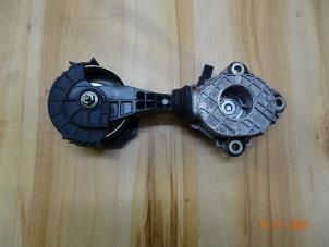 Gebruikte Spanrol Multiriem Mini Mini (R56) 1.6 16V Cooper S Prijs € 40,00 Margeregeling aangeboden door Miniparts24 - Miniteile24 GbR