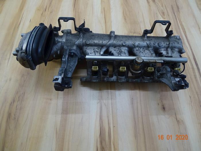 Gebruikte Injectiehuis Mini Mini Cooper S (R53) 1.6 16V Prijs € 125,00 Margeregeling aangeboden door Miniparts24