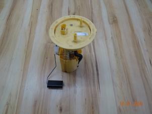 Gebruikte Tank element Pomp Mini Countryman (R60) 1.6 Cooper D Prijs € 95,00 Margeregeling aangeboden door Miniparts24 - Miniteile24 GbR