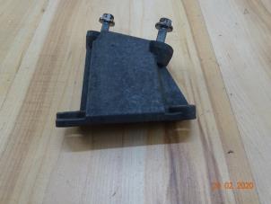 Gebruikte Steun (diversen) BMW Mini One/Cooper (R50) 1.6 16V Cooper Prijs € 22,50 Margeregeling aangeboden door Miniparts24 - Miniteile24 GbR