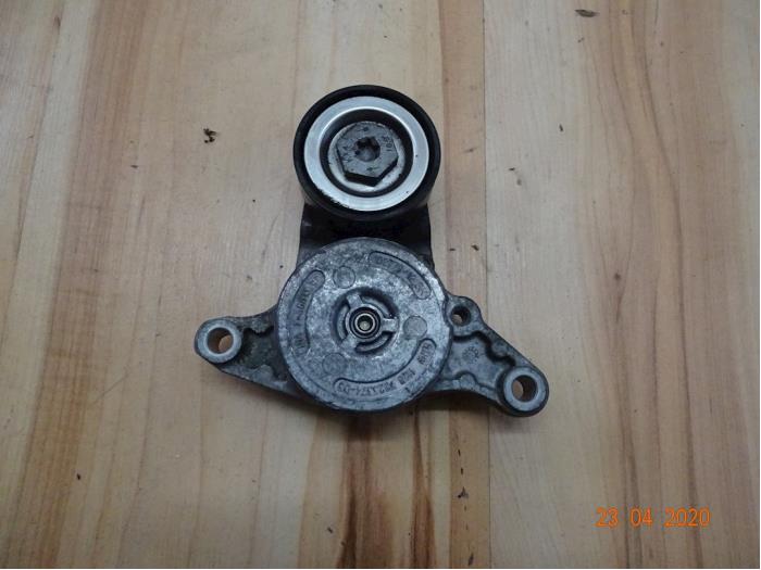 Gebruikte Spanrol Multiriem Mini Clubman (R55) 1.6 Cooper D Prijs € 21,42 Inclusief btw aangeboden door Miniparts24