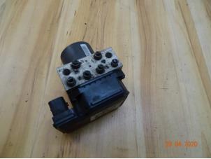 Gebruikte ABS Pomp Mini Mini (R56) 1.6 16V Cooper Prijs € 95,20 Inclusief btw aangeboden door Miniparts24 - Miniteile24 GbR