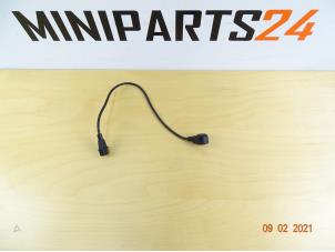 Gebruikte Sensor Pingel/klop Mini Mini Cooper S (R53) 1.6 16V Prijs € 20,00 Margeregeling aangeboden door Miniparts24 - Miniteile24 GbR