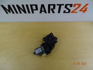 Gebruikte Motor electrisch raam Mini Mini (R56) 1.6 16V Cooper S Works Prijs € 35,58 Inclusief btw aangeboden door Miniparts24 - Miniteile24 GbR