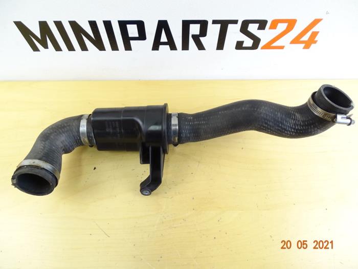 Gebruikte Intercooler Slang Mini Mini (R56) 1.6 16V Cooper S Prijs € 35,70 Inclusief btw aangeboden door Miniparts24