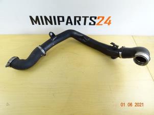 Gebruikte Intercooler Slang Mini Mini (R56) 1.6 16V Cooper S Prijs € 89,25 Inclusief btw aangeboden door Miniparts24 - Miniteile24 GbR