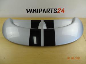 Gebruikte Spoiler achterklep Mini Mini (R56) 1.6 16V Cooper S Prijs € 174,93 Inclusief btw aangeboden door Miniparts24 - Miniteile24 GbR