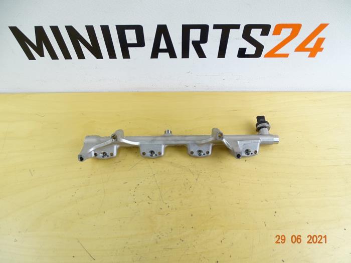 Gebruikte Injectiehuis Mini Cooper S Prijs € 71,40 Inclusief btw aangeboden door Miniparts24