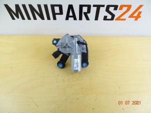 Gebruikte Ruitenwissermotor achter Mini Mini (F56) 1.5 12V Cooper D Prijs € 70,81 Inclusief btw aangeboden door Miniparts24 - Miniteile24 GbR