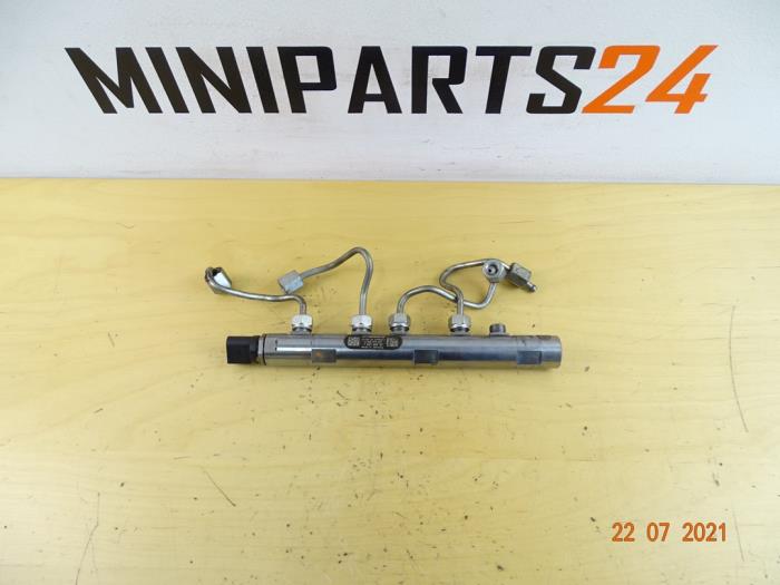 Gebruikte Injectiehuis Mini Cooper S Prijs € 101,15 Inclusief btw aangeboden door Miniparts24