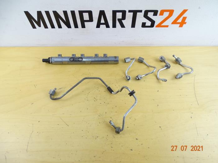 Gebruikte Injectiehuis Mini Clubman (R55) 1.6 Cooper D Prijs € 101,15 Inclusief btw aangeboden door Miniparts24