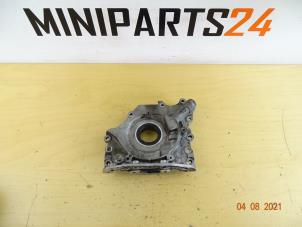 Gebruikte Oliepomp Mini Clubman (R55) 1.6 Cooper D Prijs € 83,30 Inclusief btw aangeboden door Miniparts24 - Miniteile24 GbR