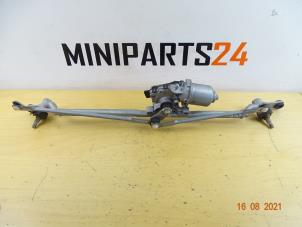 Gebruikte Ruitenwismotor + Mechaniek Mini Mini (F56) 1.5 12V Cooper Prijs € 77,35 Inclusief btw aangeboden door Miniparts24 - Miniteile24 GbR