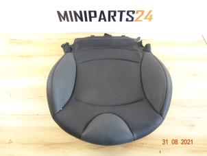 Gebruikte Stoel Zitting rechts Mini Mini (R56) 1.6 16V Cooper Prijs € 59,50 Inclusief btw aangeboden door Miniparts24 - Miniteile24 GbR