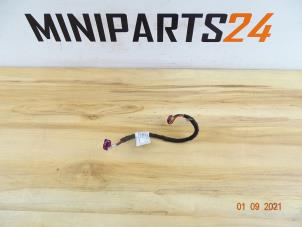 Gebruikte Kabel (diversen) Mini Mini (F56) 1.5 12V Cooper Prijs € 47,60 Inclusief btw aangeboden door Miniparts24 - Miniteile24 GbR