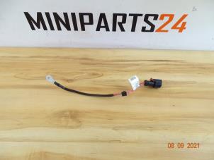 Gebruikte Kabel (diversen) Mini Cooper Prijs € 23,80 Inclusief btw aangeboden door Miniparts24 - Miniteile24 GbR