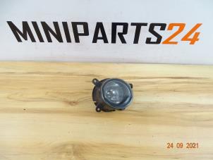 Gebruikte Mistlamp rechts-voor Mini Mini Cooper S (R53) 1.6 16V Prijs € 29,75 Inclusief btw aangeboden door Miniparts24 - Miniteile24 GbR