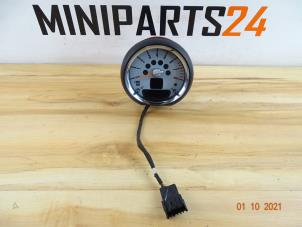 Gebruikte Toerenteller Mini Mini (R56) 1.6 16V Cooper S Prijs € 83,30 Inclusief btw aangeboden door Miniparts24 - Miniteile24 GbR