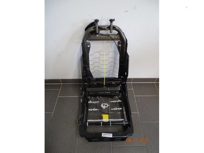 Gebruikte Stoelframe Mini Mini (R56) 1.6 16V Cooper Prijs € 142,80 Inclusief btw aangeboden door Miniparts24