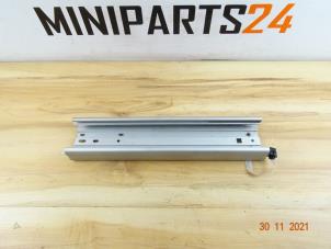 Gebruikte Diversen Mini Countryman (R60) 1.6 Cooper D ALL4 Prijs € 41,65 Inclusief btw aangeboden door Miniparts24 - Miniteile24 GbR