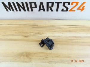 Gebruikte Achterbank slot Mini Mini Cooper S (R53) 1.6 16V Prijs € 23,80 Inclusief btw aangeboden door Miniparts24 - Miniteile24 GbR