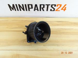 Gebruikte Chaufage Ventilatiemotor Mini Mini (R56) 1.6 16V Cooper S Prijs € 59,50 Inclusief btw aangeboden door Miniparts24 - Miniteile24 GbR