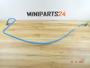 Gebruikte Brandstofleiding Mini Cooper Prijs € 89,25 Inclusief btw aangeboden door Miniparts24 - Miniteile24 GbR