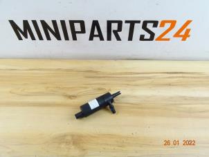 Gebruikte Koplampsproeier pomp Mini Mini Cooper S (R53) Prijs € 26,78 Inclusief btw aangeboden door Miniparts24 - Miniteile24 GbR