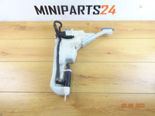 Gebruikte Pomp koplampsproeier Mini Cooper S Prijs € 47,60 Inclusief btw aangeboden door Miniparts24 - Miniteile24 GbR