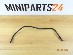 Gebruikte Leiding (diversen) BMW Mini One/Cooper (R50) 1.6 16V Cooper Prijs € 29,75 Inclusief btw aangeboden door Miniparts24 - Miniteile24 GbR
