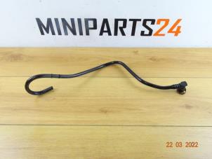 Gebruikte Leiding (diversen) Mini Mini (R56) 1.6 16V Cooper Prijs € 53,55 Inclusief btw aangeboden door Miniparts24 - Miniteile24 GbR
