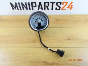 Gebruikte Toerenteller Mini Mini (R56) 1.6 16V Cooper Prijs € 41,65 Inclusief btw aangeboden door Miniparts24 - Miniteile24 GbR