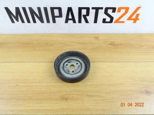 Gebruikte Waterpomp poelie Mini Mini (R56) 1.6 16V Cooper S Prijs € 24,87 Inclusief btw aangeboden door Miniparts24 - Miniteile24 GbR