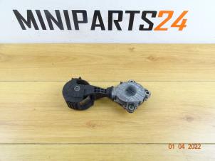 Gebruikte Spanrol Multiriem Mini Mini (R56) 1.6 16V Cooper S Prijs € 47,60 Inclusief btw aangeboden door Miniparts24 - Miniteile24 GbR