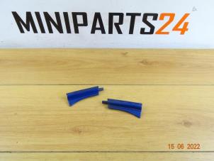 Gebruikte Bumperdeel links-achter Mini Cooper S Prijs € 35,70 Inclusief btw aangeboden door Miniparts24 - Miniteile24 GbR